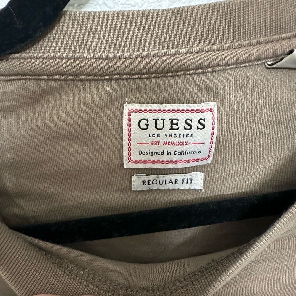 Men’s Green Guess T-Shirt - Picture 3 of 5